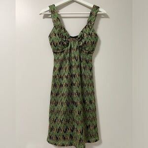 Le Chateau Fun Green Vacation Dress